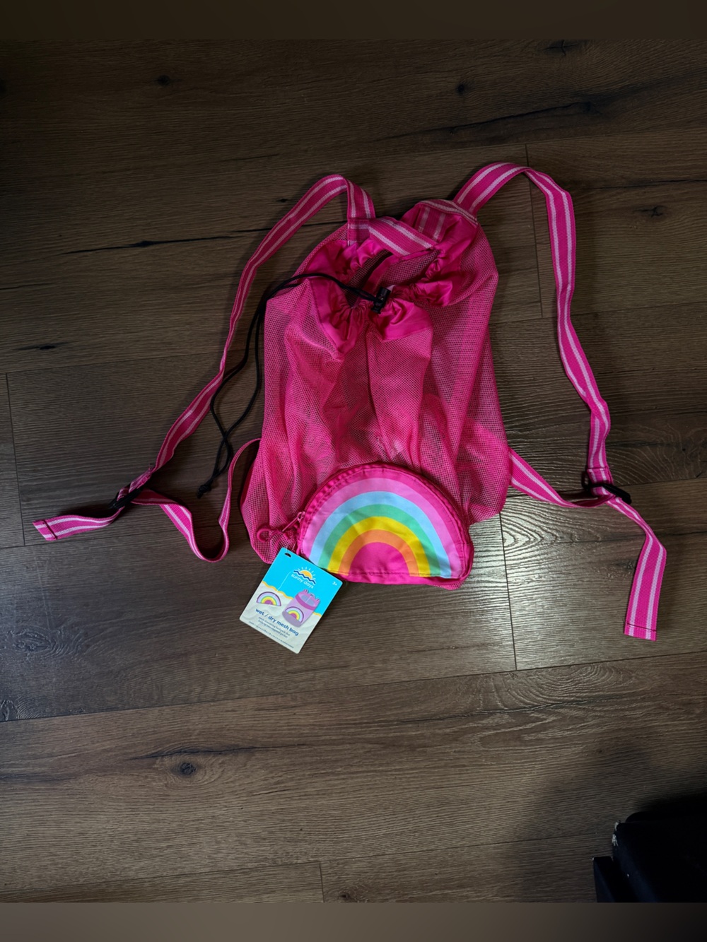 NWT Sunshine Squad Rainbow Beach Convertible Mesh Backpack *hot pink rainbow*